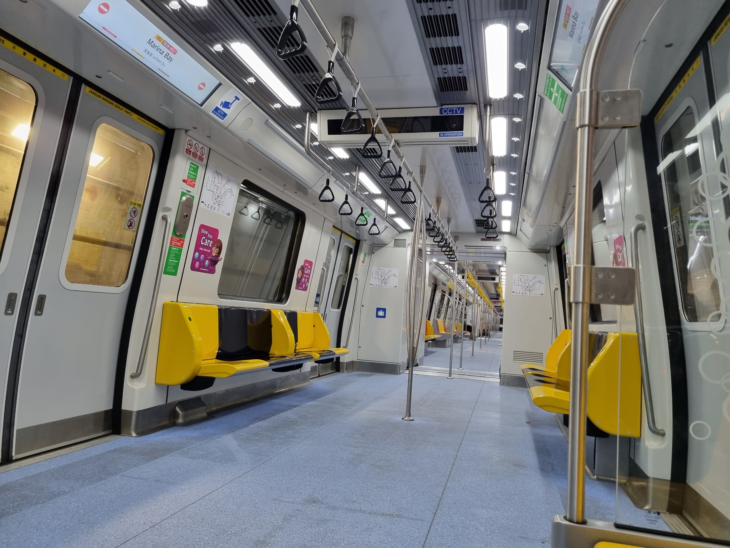 MRT line mới vắng khách