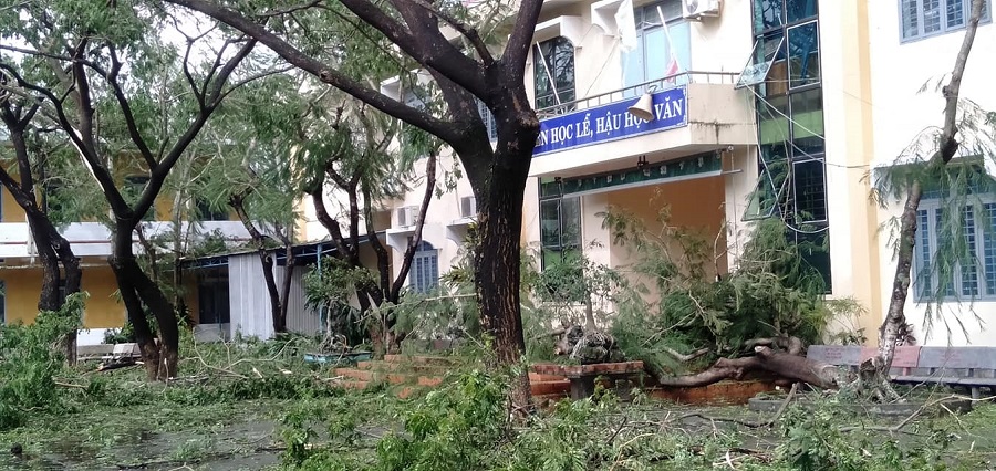 Trường học sau bão số 9 ở Quảng Ngãi